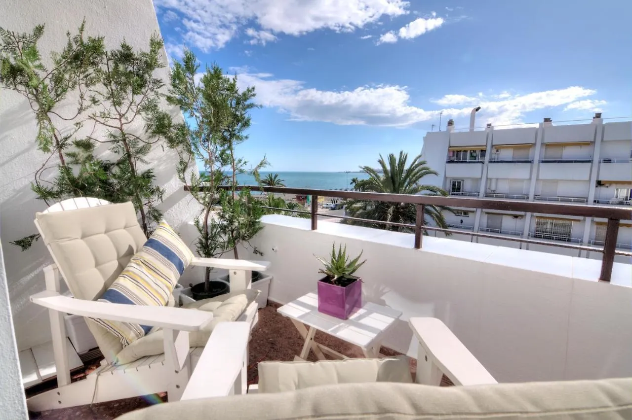 Апартаменты Paradise Beach Калета-де-Велес
