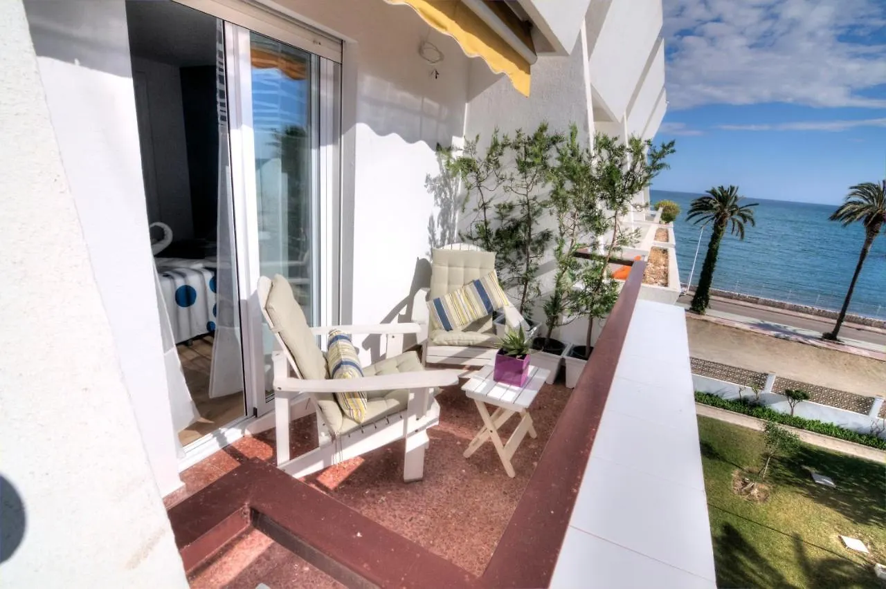 Апартаменты Paradise Beach Калета-де-Велес
